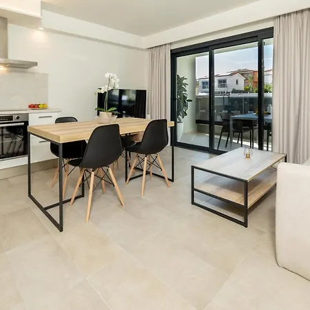 Apartment Sydenbygg